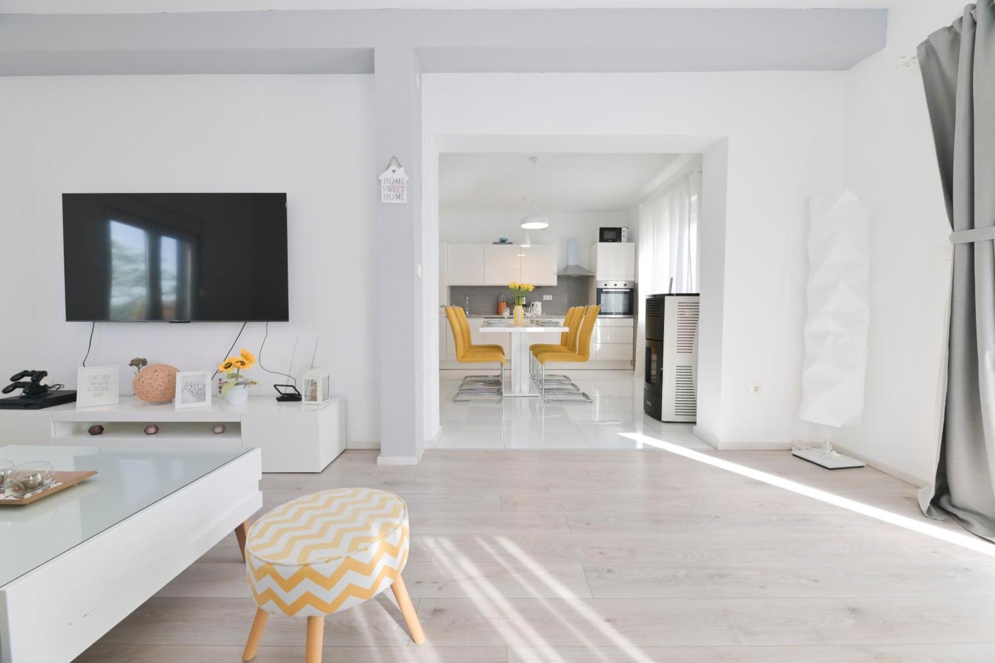 Apartment Amelie - With Pool And Sauna! Galovac  Esterno foto
