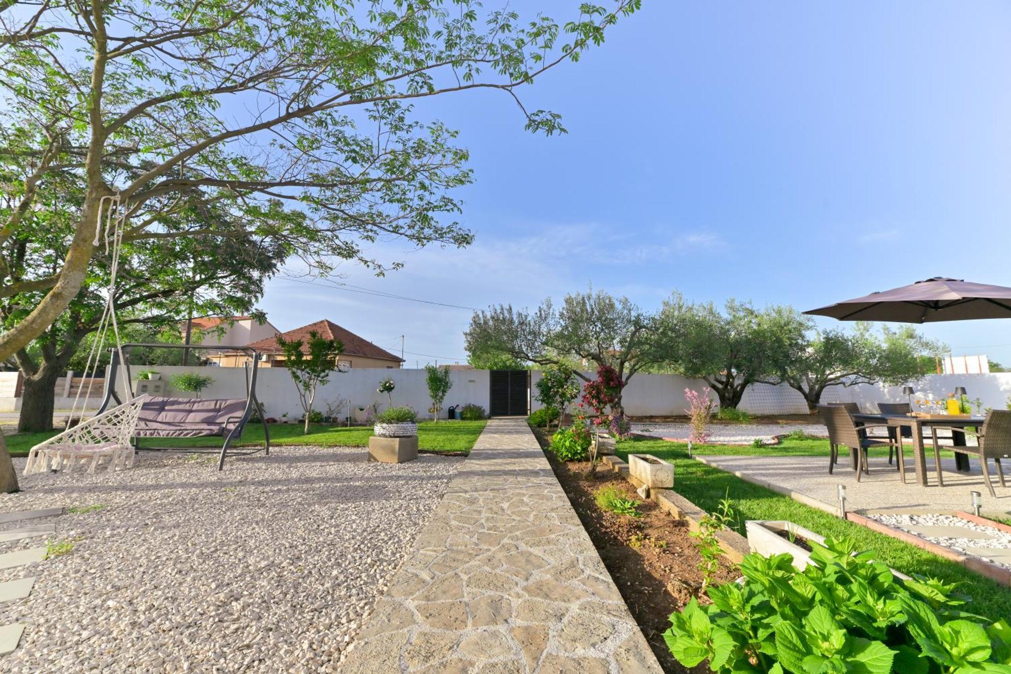 Apartment Amelie - With Pool And Sauna! Galovac  Esterno foto